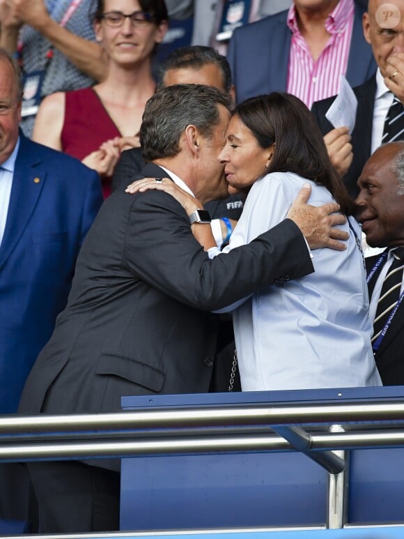 Nicolas Sarkozy et Anne Hidalgo dans les tribunes lors du quart de finale de la Coupe du Monde Féminine de football opposant les Etats-Unis à la France au Parc des Princes à Paris, France, le 28 juin 2019. Les USA ont gagné 2-1. © Pierre Perusseau/Bestimage
