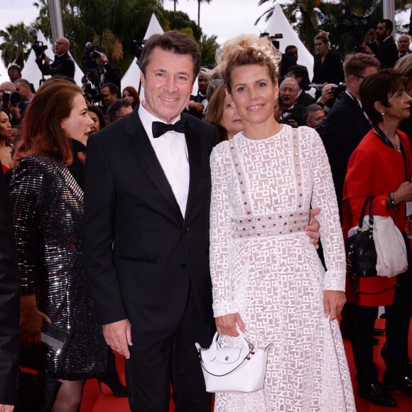 Christian Estrosi et sa femme Laura Tenoudji - Montée des marches du film "A Hidden Life" lors du 72ème Festival International du Film de Cannes. Le 19 mai 2019 © Rachid Bellak/ Bestimage