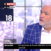 Pascal Praud présente "L'Heure des pros", sur CNEWS le 1er juillet 2019.