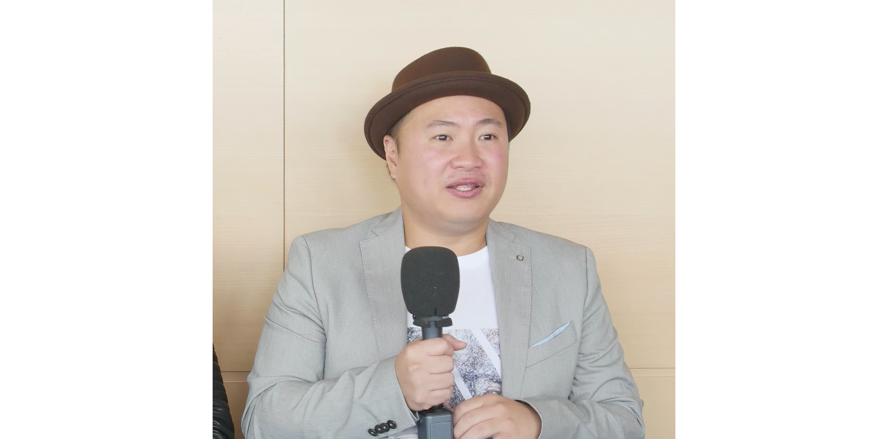 Hoang Et Quyen Pekin Express Hoang (Pékin Express) : Que devient sa soeur Quyen ? - Purepeople