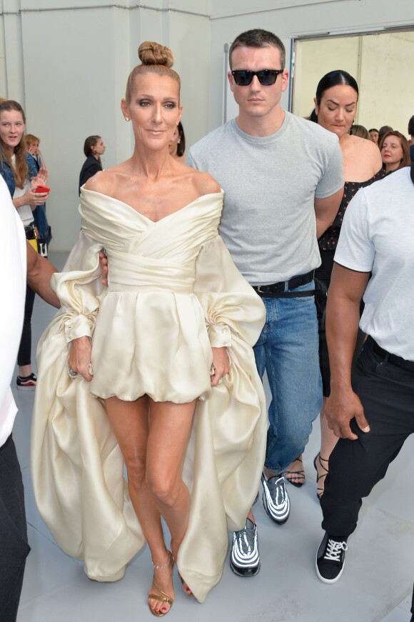 Céline Dion et Pepe Munoz dans les coulisses du Défilé de mode Haute-Couture Automne/Hiver 2019/2020 Alexandre Vauthier à Paris. Le 2 juillet 2019. © Veeren Ramsamy / Christophe Clovis / Bestimage Semi Exclusive - No Web en Suisse / Belgique Haute-Couture F/W 2019/2020 Alexandre Vauthier in Paris. On July 2nd 201902/07/2019 - Paris