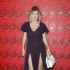 Valeria Bruni-Tedeschi : La grande soeur de Carla sexy en robe fendue