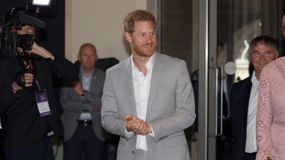 Le prince Harry, jeune papa lucide : "Archie regardera toujours ce que je fais"