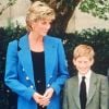 Lady Diana, le prince Charles, le prince Harry et le prince William en septembre 1995