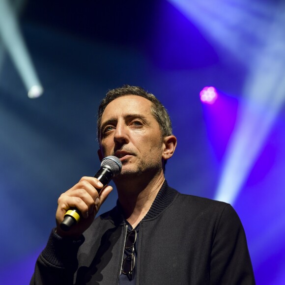 Exclusif - Gad Elmaleh au côté de Daniel Levi lors du concert de ce dernier "Daniel Levi & Friends" à l'Olympia à Paris le 6 juin 2019. © Pierre Perusseau/Bestimage