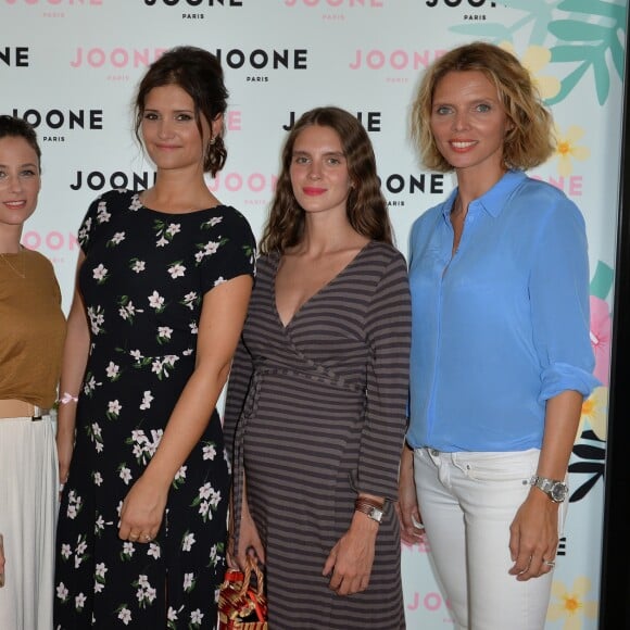 Exclusif - Imany, Mélanie Bernier, Carole Juge-Llewellyn (fondatrice de Joone), Dolorès Doll enceinte et Sylvie Tellier assistent à la soirée du deuxième anniversaire de la marque de produits cosmétiques pour femmes enceintes Joone sur la péniche "La Pause Parisienne" à Paris le 10 juillet 2019. © Veeren/Bestimage