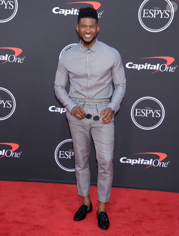 Usher assiste aux ESPY Awards 2019 au Staples Center à Los Angeles, le 10 juillet 2019.