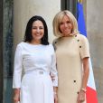 Brigitte Macron accueille la première équatorienne Rocío González de Moreno à l'Elysée le 11 juillet 2019.