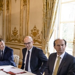 Le président de la République Emmanuel Macron, reçoit Lenin Moreno, président de la République de l'Equateur au Palais de l'Elysee le 11 juillet 2019. En présence de Jean-Yves Le Drian, ministre de l'Europe et des Affaires Etrangères. ©Simon Lambert / Haytham / Pool / Bestimage