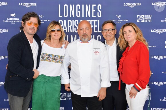 Exclusif - Christophe Bonnat (Responsable Hospitalité et développement technique), Virginie Coupérie-Eiffel (Présidente de Paris Eiffel Jumping), Frédéric Anton, Patrick Branco Ruivo (Directeur général de la Société d'Exploitation de la Tour Eiffel (SETE)), Coco Coupérie-Eiffel (Responsable Hospitalité et développement technique) - Photocall du déjeuner - Longines Paris Eiffel Jumping au Champ de Mars à Paris, France, le 5 juillet 2019. © Veeren Ramsamy/Bestimage
