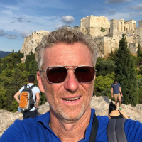 Denis Brogniart : "Grosse frayeur" pendant ses vacances en Grèce !