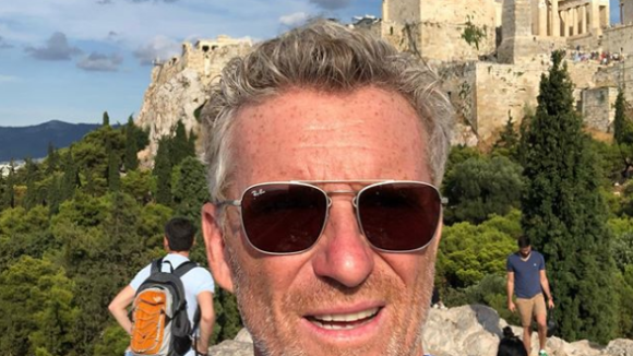 Denis Brogniart : "Grosse frayeur" pendant ses vacances en Grèce !