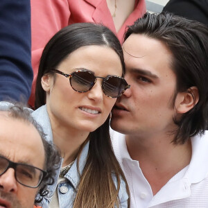 Capucine Anav et son compagnon Alain-Fabien Delon dans les tribunes lors des internationaux de tennis de Roland Garros à Paris, France, le 30 mai 2019. © Jacovides-Moreau