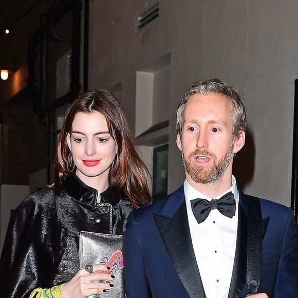 Anne Hathaway est enceinte de son deuxième enfant (Juillet 2019)