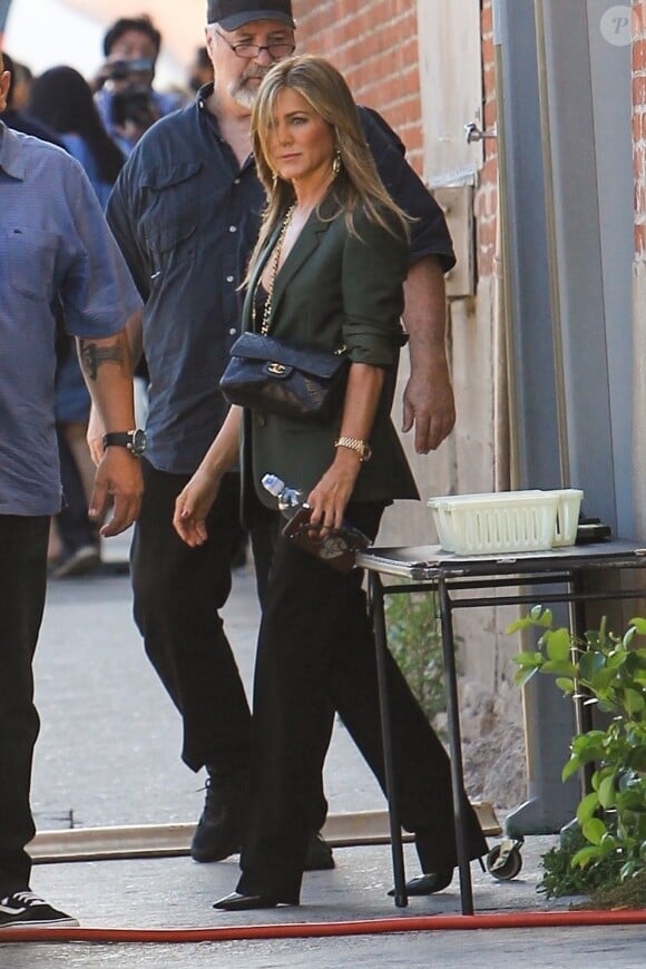 Jennifer Aniston quitte les studios de l'émission 'Jimmy Kimmel Live' après avoir fait la promotion du nouveau film 'Murder Mystery' à Hollywood, le 29 mai 2019.