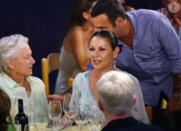 Michael Douglas et sa femme Catherine Zeta-Jones sont allés dîner avec des amis à Portofino, le 30 juillet 2019.
