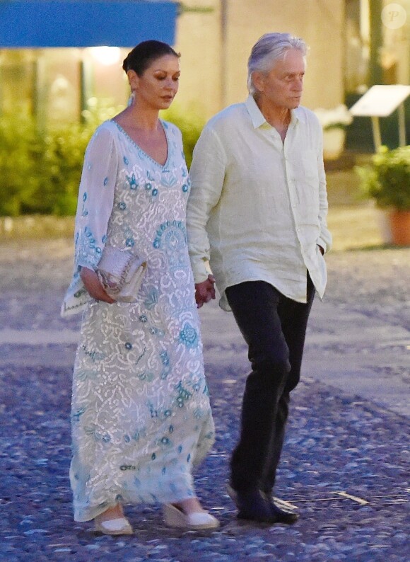 Michael Douglas et sa femme Catherine Zeta-Jones sont allés dîner avec des amis à Portofino, le 30 juillet 2019.