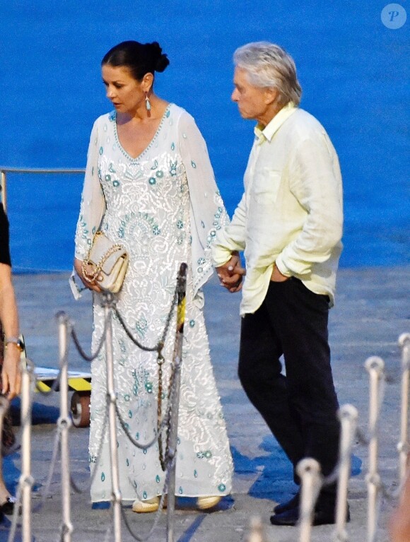 Michael Douglas et sa femme Catherine Zeta-Jones sont allés dîner avec des amis à Portofino, le 30 juillet 2019.