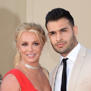 Britney Spears et son compagnon Sam Asghari à la première de Once Upon a Time in Hollywood à Los Angeles, le 22 juillet 2019