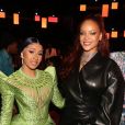 Cardi B et Rihanna lors de la 7e cérémonie des "BET Awards" au Staples Center à Los Angeles, le 23 juin 2019.