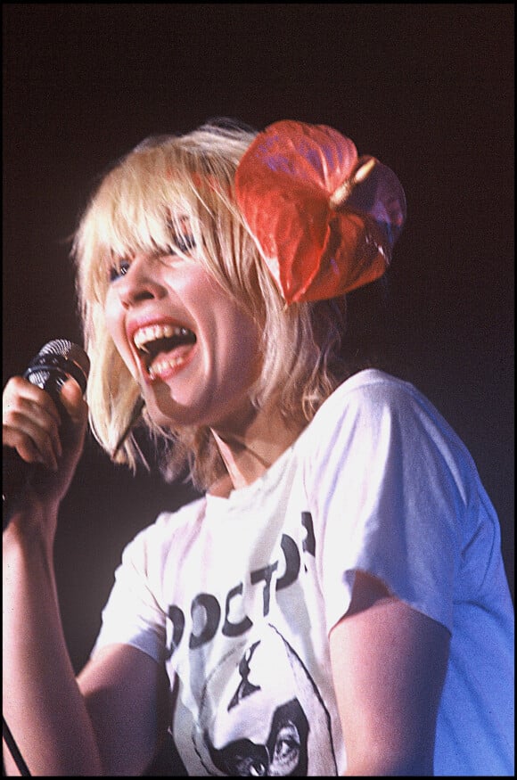 Image d'archives de Debbie Harry, sur la scène du Parivllon de Paris, le 15 octobre 1980.
