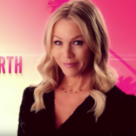 Jennie Garth dans le générique de BH90210
