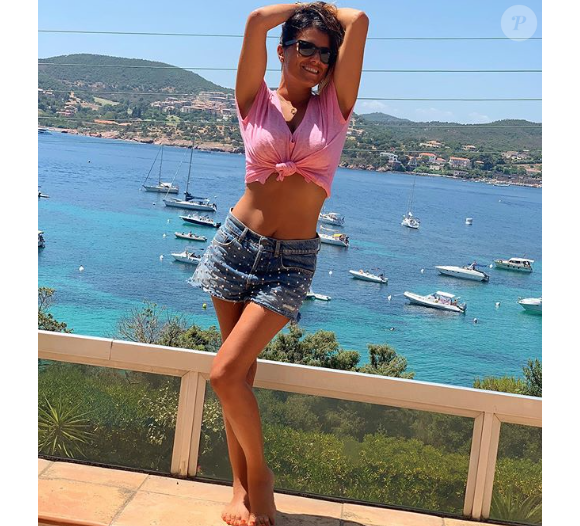 Karine Ferri en vacances dans le Sud de la France, le 10 juillet 2019.
