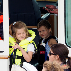 La princesse Charlotte de Cambridge - Les enfants du duc et de la duchesse de Cambridge regardent d'un bateau la régate King's Cup le 8 août 2019.