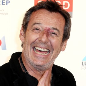 Jean-Luc Reichmann au photocall de la cérémonie d'ouverture de la 21ème édition du festival des créations télévisuelles de Luchon, France, le 6 février 2019. © Patrick Bernard/Bestimage