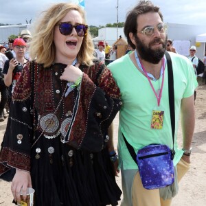 La chanteuse Adele et son compagnon Simon Konecki - Festival Glastonbury 2015, le 28 juin 2015.28/06/2015 - Glastonbury