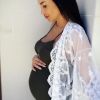 Sidonie Biémont enceinte de ses jumeaux Zayn et Madi nés en septembre 2016.