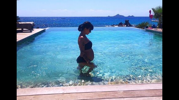 Alizée enceinte : Elle dévoile son baby bump en bikini avec Grégoire