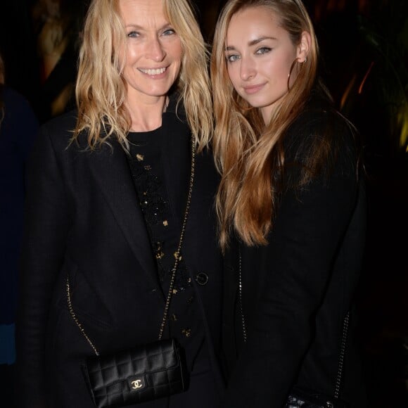 Estelle Lefébure et sa fille Emma Smet à l'after-party du film "Holy Lands" au restaurant le Beefbar (Rue Marbeuf dans le 8ème arrondissement) à Paris, France, le 4 décembre 2018. © Rachid Bellak/Bestimage