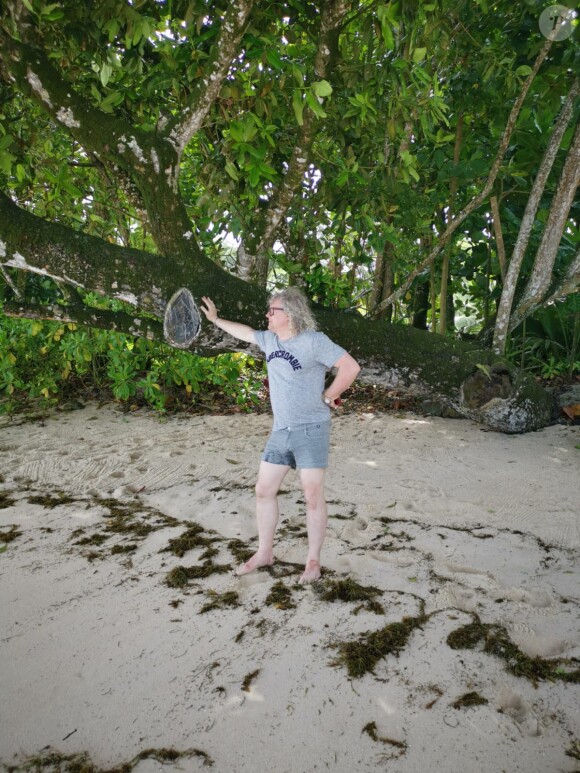 Exclusif - Pierre-Jean Chalençon passe ses vacances aux Seychelles le 29 juillet 2019.