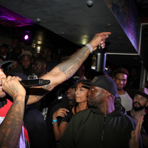Exclusif - Le rappeur Booba en concert pour la promotion de son D.U.C Whisky au Hobo club à Paris, France, le 22 octobre 2017. © Phiilippe Baldini/Bestimage