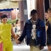 Kylie Jenner et son compagnon Travis Scott passent une soirée en amoureux à Portofino le 12 août 2019. Ils ont laissé toute la famille pour une soirée à deux. Sans Stormi et sans la famille qui est présente à Portofino. Kylie porte un ensemble jeune qu'elle a assorti avec un sac shopping Christian Dior.