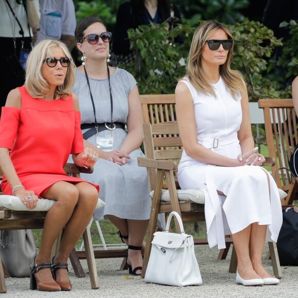 Brigitte Macron, Melania Trump - Brigitte Macron et les conjoints visitent la ville de Espelette en marge du sommet du G7 à Biarritz le 25 août 2019. © Thibaud Moritz / Pool / Bestimage