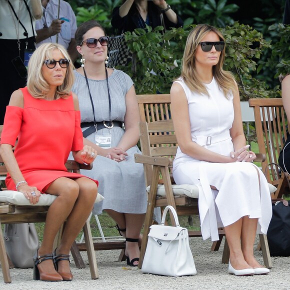 Brigitte Macron, Melania Trump - Brigitte Macron et les conjoints visitent la ville de Espelette en marge du sommet du G7 à Biarritz le 25 août 2019. © Thibaud Moritz / Pool / Bestimage