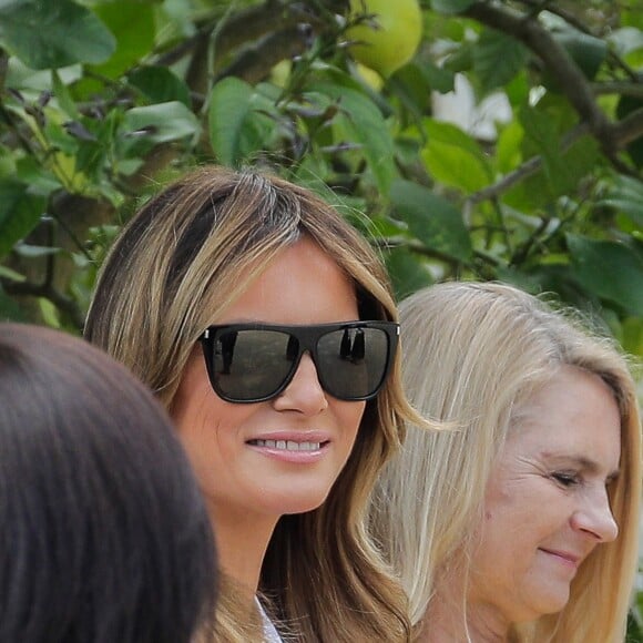 Melania Trump - Brigitte Macron et les conjoints visitent la ville de Espelette en marge du sommet du G7 à Biarritz le 25 août 2019. © Thibaud Moritz / Pool / Bestimage First lady B.Macron and others first ladies visiting Espelette city a part of G7 summit on august 25th 201925/08/2019 - Espelette