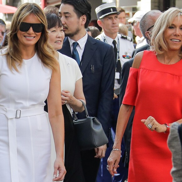 Brigitte Macron, Melania Trump - Brigitte Macron et les conjoints visitent la ville de Espelette en marge du sommet du G7 à Biarritz le 25 août 2019. © Thibaud Moritz / Pool / Bestimage