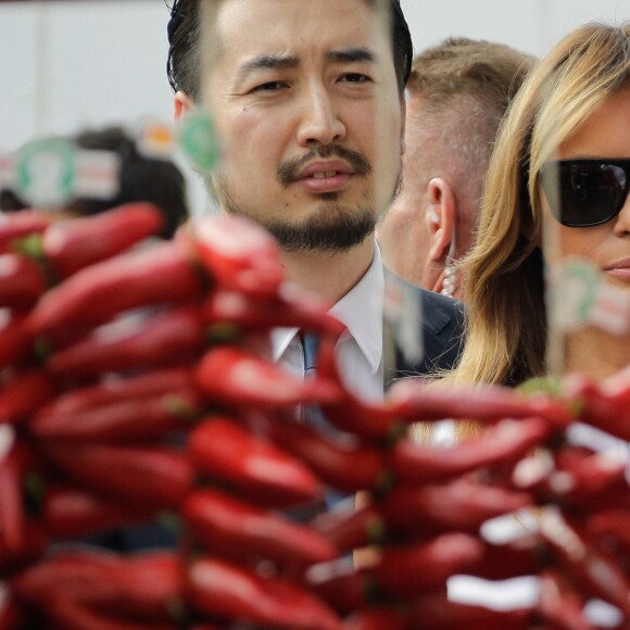 Melania Trump - Brigitte Macron et les conjoints visitent la ville de Espelette en marge du sommet du G7 à Biarritz le 25 août 2019. © Thibaud Moritz / Pool / Bestimage