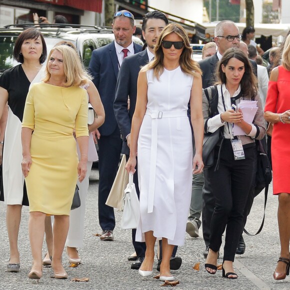 Jenny Morrison, la femme du premier ministre de l'Australie, Cecilia Morel, femme du président du Chili, Melania Trump, Brigitte Macron - Brigitte Macron et les conjoints visitent la ville de Espelette en marge du sommet du G7 à Biarritz le 25 août 2019. © Thibaud Moritz / Pool / Bestimage