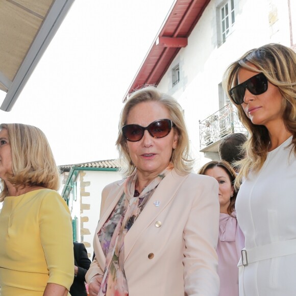Cecilia Morel, femme du président du Chili, Melania Trump - Brigitte Macron et les conjoints visitent la ville de Espelette en marge du sommet du G7 à Biarritz le 25 août 2019. © Thibaud Moritz / Pool / Bestimage