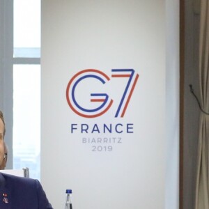 Donald Trump, président des Etats-Unis, le président Emmanuel Macron, Angela Merkel, chancelière d'Allemagne - Première séance de travail du G7 consacrée à l'agenda stratégique et de sécurité et à l'économie internationale durant le sommet du G7 à Biarritz, France, le 25 août 2019. © Stéphane Lemouton / Bestimage