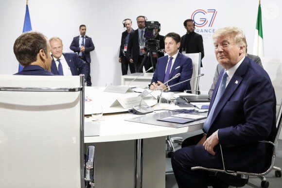 Le président Emmanuel Macron, Giuseppe Conte, premier ministre d'Italie, Donald Trump, président des Etats-Unis - Première séance de travail du G7 consacrée à l'agenda stratégique et de sécurité et à l'économie internationale durant le sommet du G7 à Biarritz, France, le 25 août 2019. © Stéphane Lemouton / Bestimage