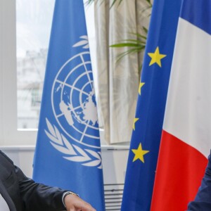 Le président de la République française Emmanuel Macron lors d'une rencontre avec le secrétaire général de l'ONU Antonio Guterres lors du sommet du G7 à Biarritz, France, le 25 août 2019. © Sébastien Ortola/Pool/Bestimage