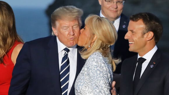 Brigitte Macron au G7 : bise amicale à Donald Trump pour la photo de famille