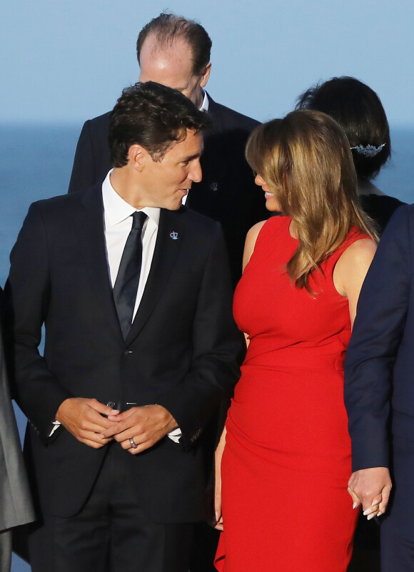 Le Premier ministre canadien, Justin Trudeau et la Première Dame Melania Trump - Les dirigeants du G7 et leurs invités posent pour une photo de famille lors du sommet du G7 à Biarritz, France, le 25 août 2019. © Dominique Jacovides/Bestimage
