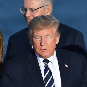 Le Premier ministre canadien, Justin Trudeau, le président américain Donald Trump avec sa femme Melania Trump et la Première Dame Brigitte Macron - Les dirigeants du G7 et leurs invités posent pour une photo de famille lors du sommet du G7 à Biarritz, France, le 25 août 2019.