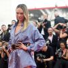 Candice Swanepoel lors de la première du film "Marriage Story" lors du 76e festival du film de Venise, la Mostra, sur le Lido au Palais du cinéma de Venise, Italie, le 29 août 2019.